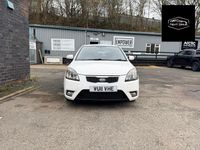 Used Kia Rio 2011 White Hatchback