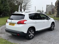 Used Peugeot 2008 Allure 100 HP (73 kW) 2015 White SUV