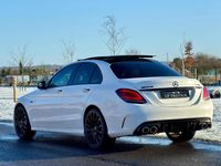 Begagnad Mercedes C43 AMG Premium Plus 2019 Vit Sedan