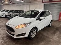 Used Ford Fiesta Zetec 2013 White Hatchback