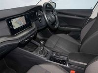 Used Skoda Octavia SE 150 HP (110 kW) 2021 White Estate