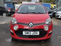 Used Renault Twingo Dynamique 75 HP (55 kW) 2013 Red Hatchback