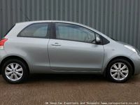 Begagnad Toyota Yaris 2009 Halvkombi