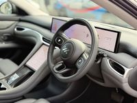 Usado MG IM5 216 kW (295 HP) 2025 Cinzento Citadino