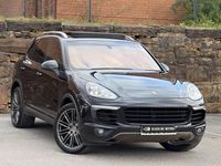 Usado Porsche Cayenne 262 HP (192 kW) 2015 Preto SUV