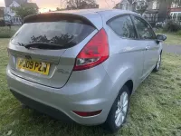 Used Ford Fiesta Zetec 96 HP (70 kW) 2009 Silver Hatchback