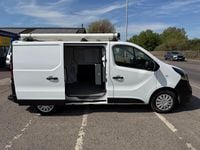 Usado Vauxhall Vivaro 2018 Branco