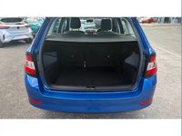 Used Skoda Fabia SE 95 HP (69 kW) 2018 Blue Estate