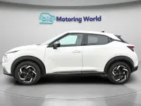Usado Nissan Juke N-Connecta 114 HP (83 kW) 2024 Branco SUV