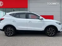 Used MG ZS Exclusive 106 HP (77 kW) 2022 White SUV