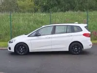 Usado BMW 218 Sport Line 136 HP (100 kW) 2018 Branco Carrinha