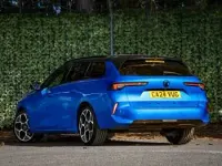 Used Vauxhall Astra Ultimate 130 HP (95 kW) 2024 Blue Estate