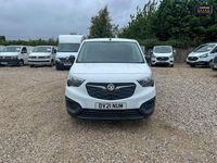 Used Vauxhall Combo 100 HP (73 kW) 2021 White Van