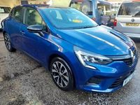 Used Renault Clio V Evolution 2023 Blue Hatchback