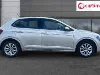 Usado VW Polo SE 65 HP (47 kW) 2018 Prateado Citadino