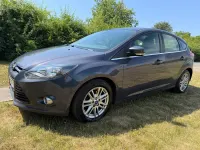 Used Ford Focus Titanium 125 HP (91 kW) 2012 Grey Hatchback