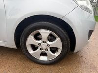 Used Kia Venga 2011 Silver Hatchback