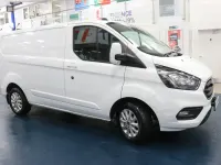 Used Ford Transit Custom Limited 130 HP (95 kW) 2020 White Van