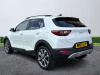 Used Kia Stonic 2024 White SUV