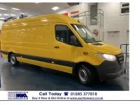 Used Mercedes Sprinter Progressive 143 HP (105 kW) 2020 Yellow Van