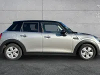 Used Mini Cooper Classic 134 HP (98 kW) 2023 Silver Hatchback