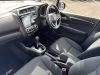 Used Honda Jazz SE 102 HP (75 kW) 2020 Shining grey Hatchback