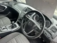 Used Vauxhall Insignia 128 HP (94 kW) 2013 Black Hatchback