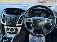 Używany Ford Focus Zetec 2013 Czerwony Hatchback