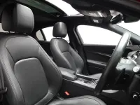 Used Jaguar XE Portfolio 200 HP (147 kW) 2019 Red Sedan