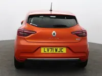 Used Renault Clio Version S 2022 Orange Hatchback