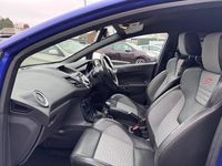 Used Ford Fiesta ST 182 HP (133 kW) 2017 Blue Hatchback