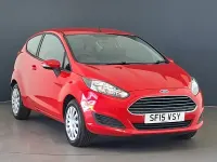 Used Ford Fiesta Style 60 HP (44 kW) 2015 Red Hatchback