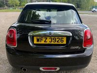 Usado Mini Cooper D Hatch 116 HP (85 kW) 2017 Citadino