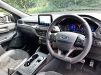 Second-hand Ford Kuga ST-Line 190 CP (139 kW) 2022 Alb SUV