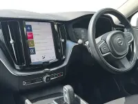 Used Volvo XC60 Momentum 250 HP (183 kW) 2021 Grey SUV