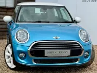 Begagnad Mini Cooper Hatch 136 HK (100 kW) 2015 Blå Halvkombi