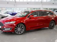 Used Ford Mondeo Vignale 179 HP (131 kW) 2017 Red Estate