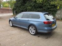 Begagnad VW Passat GT 120 HK (88 kW) 2018 Blå Kombi
