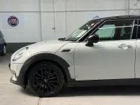 Usado Mini Clubman 136 CV (100 kW) 2018 Plateado Familiar