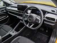 Used Jeep Avenger EV Summit 113 kW (154 HP) 2024 Yellow SUV