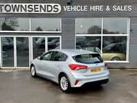 Used Ford Focus Titanium 125 HP (91 kW) 2018 Silver Hatchback