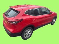 Used Nissan Qashqai Acenta Premium 160 HP (117 kW) 2019 Red SUV