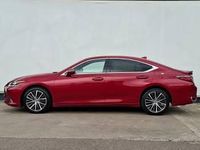 Used Lexus ES300H 218 HP (160 kW) 2022 Red Sedan