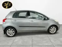 Used Toyota Yaris 101 HP (74 kW) 2009 Silver Hatchback
