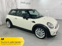 Used Mini Cooper Hatch 120 HP (88 kW) 2011 White Hatchback
