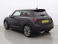 Used Mini Cooper S Classic 201 HP (147 kW) 2025 Black Hatchback