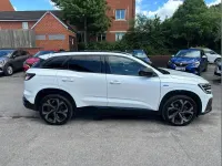 Used Renault Austral Techno Esprit Alpine 200 HP (147 kW) 2024 White  SUV