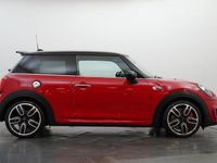 Używany Mini John Cooper Works Hatch 228 KM (167 kW) 2019 Czerwony Hatchback