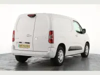 Used Vauxhall Combo 100 kW (136 HP) 2024 White MPV
