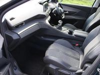 Used Peugeot 5008 Allure 129 HP (94 kW) 2019 Green SUV